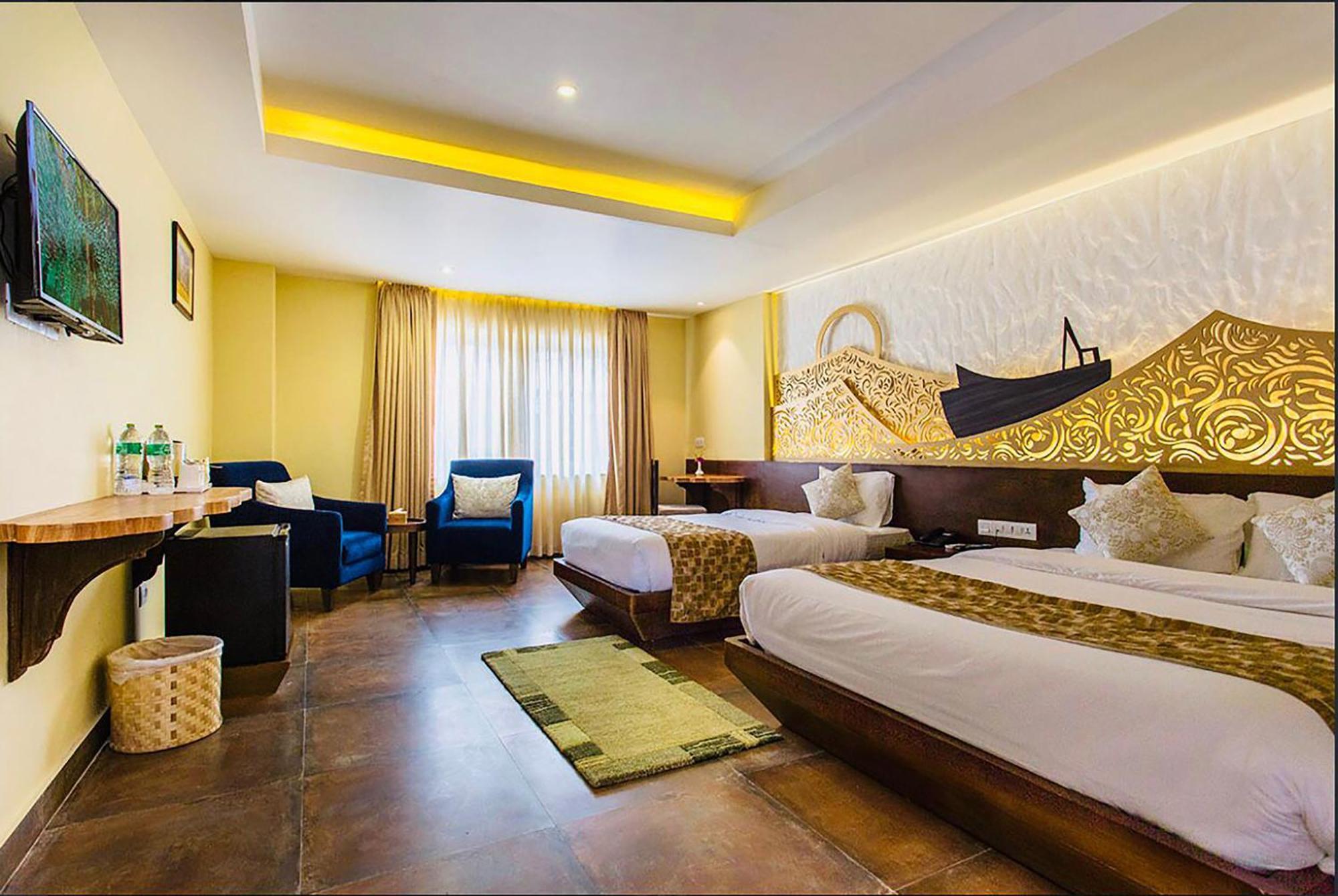 Teeka Resort Suites & Spa Pokhara Bagian luar foto