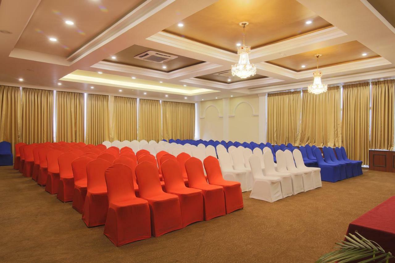 Teeka Resort Suites & Spa Pokhara Bagian luar foto